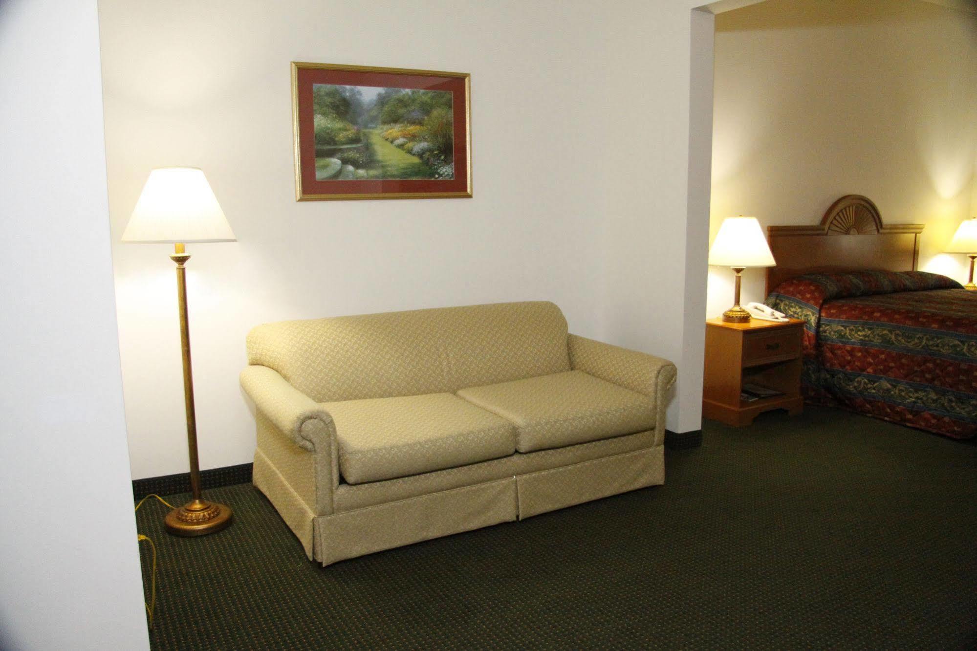 Horizon Inn & Suites West Point Exterior photo